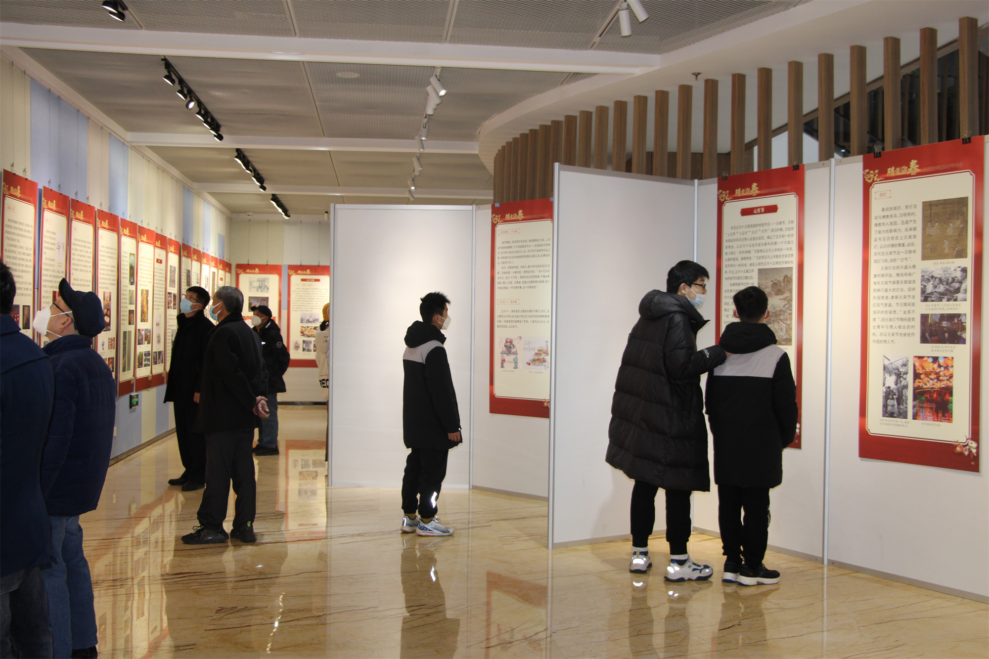 【展讯】“腊雪迎春——你应该知道的春节年俗”图片展在海安市图书馆展出