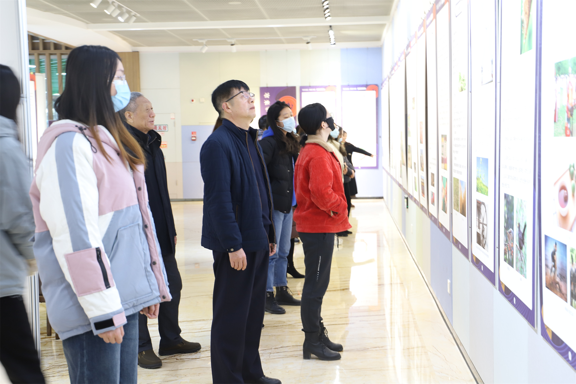 “寒来暑往 秋收冬藏”——中国二十四节气文化展在 海安市图书馆展出